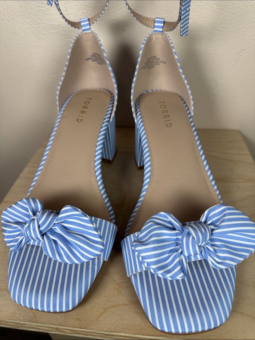 torrid Blue & White Striped Ankle-Strap Block Heels with Bow 10WW Nautical - Picture 2 of 7